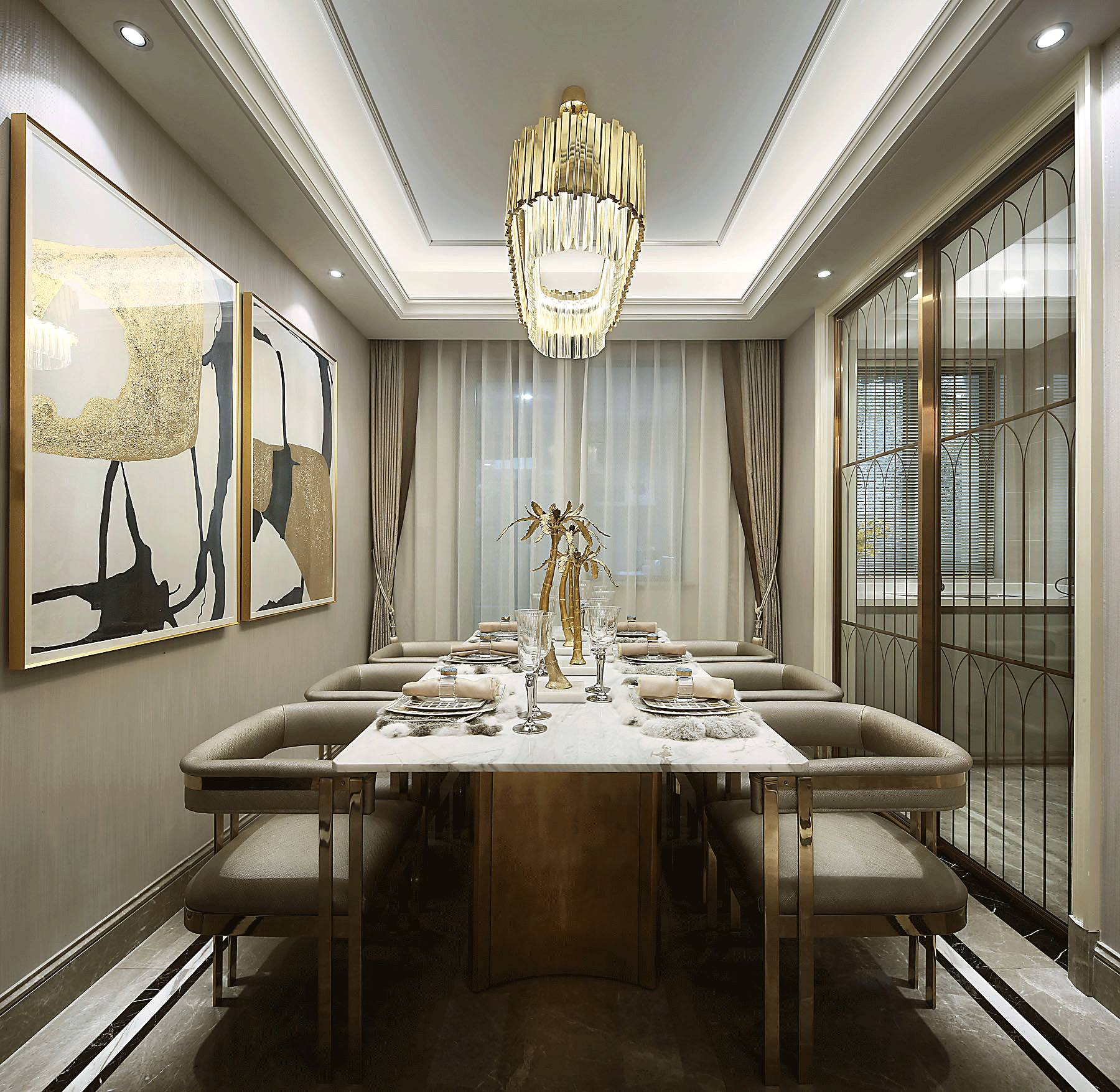 餐厅私密感较强，白色大理石餐桌搭配咖色餐椅，彰显业主不凡的品味。