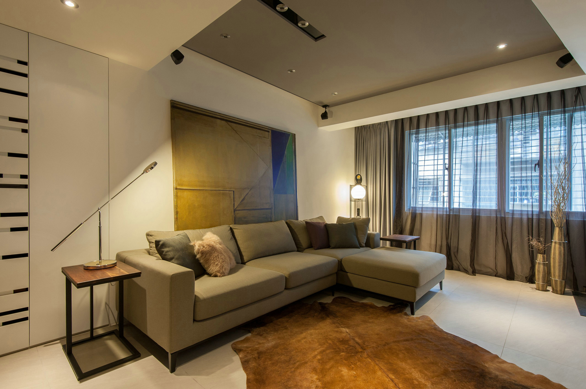 现代元素的运用让客厅空间看上去更舒服，达到了更好的休闲效果。