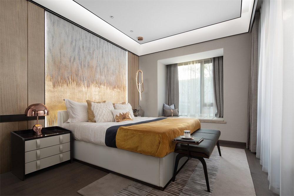 卧室背景墙个性化设计创意十足，是有温度的空间体现，给人舒适的睡眠体验。