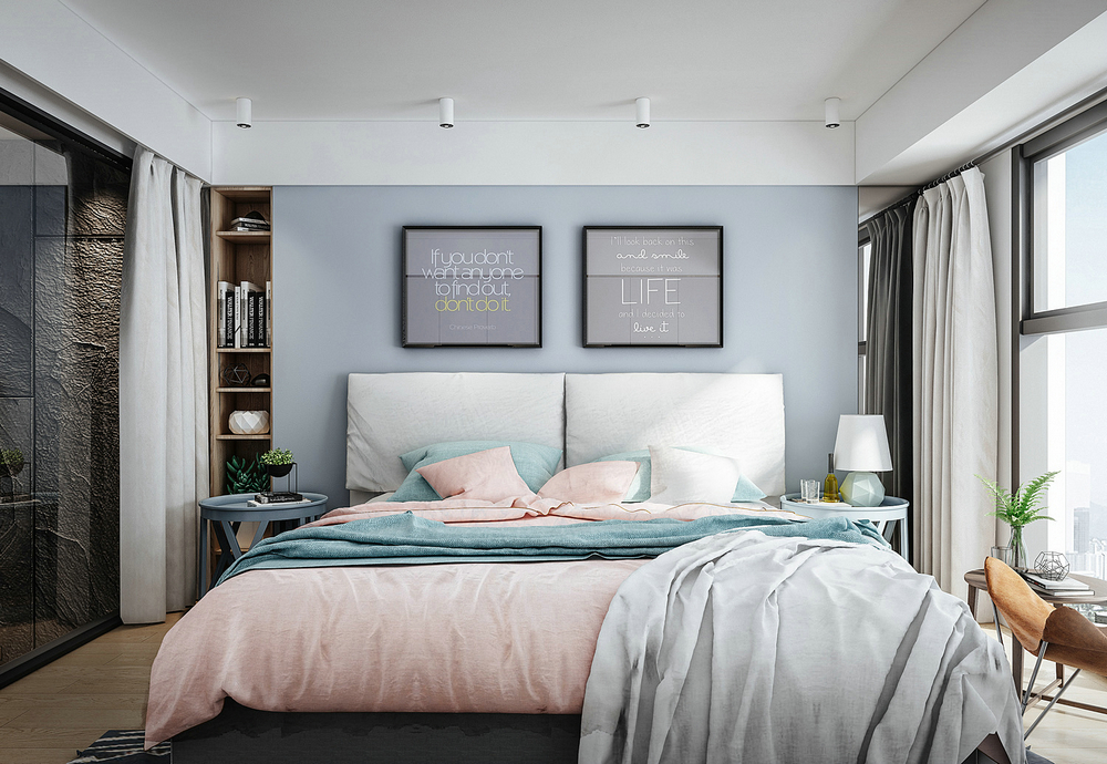 主卧低调柔和，浅蓝色背景墙搭配粉色床品，打造出一个时尚温馨的空间。